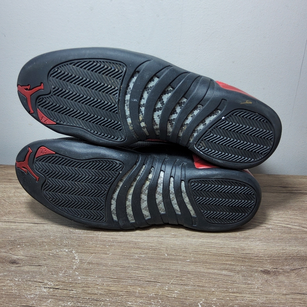 Jordan 12 Retro Reverse Flu Game Size 13 - Picture 6 of 8